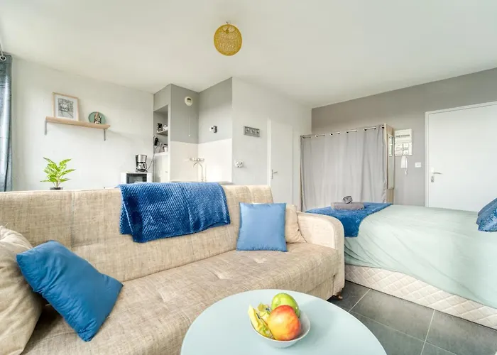 아파트 Mon Rez-de-chaussee Parking Prive Un-sejour-a-part