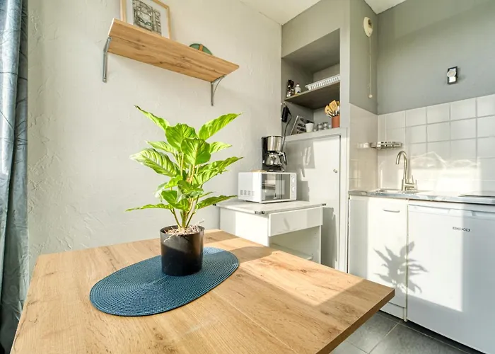 아파트 Mon Rez-de-chaussee Parking Prive Un-sejour-a-part